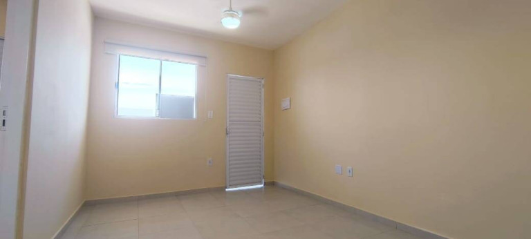 Imagem Apartamento com 2 Quartos à Venda,  em Lopes De Oliveira - Sorocaba
