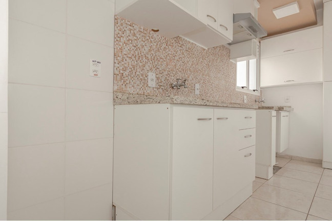 Imagem Imóvel com 2 Quartos à Venda, 48 m² em Teresópolis - Porto Alegre