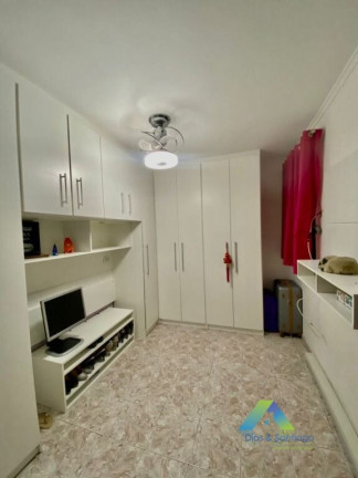 Imagem Casa com 5 Quartos à Venda, 200 m² em Jardim Do Estádio - Santo André