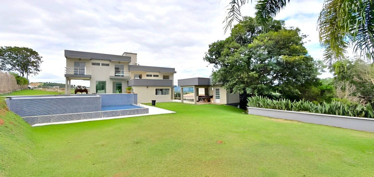 Imagem Casa com 4 Quartos à Venda, 1.550 m² em Centro - Vargem Imagem Casa com 4 Quartos à Venda, 1.550 m² em Centro - Vargem