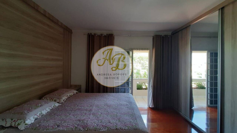 Imagem Casa com 3 Quartos à Venda, 250 m² em Jardim Integração - Franca