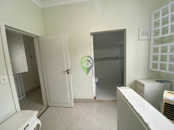 Imagem Casa com 3 Quartos à Venda, 210 m² em Embaré - Santos Imagem Casa com 3 Quartos à Venda, 210 m² em Embaré - Santos