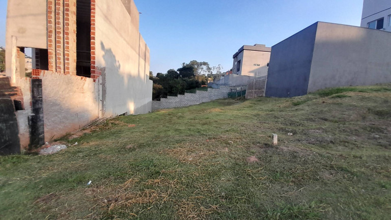 Terreno à Venda, 189 m² em Villas Do Jaguari - Santana De Parnaíba