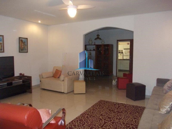 Imagem Casa com 4 Quartos à Venda, 365 m² em Centro - Contagem