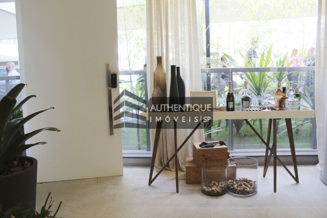 Imagem Apartamento com 3 Quartos à Venda, 175 m² em Alphaville - Barueri