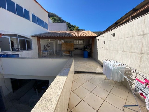 Imagem Sobrado com 3 Quartos à Venda, 630 m² em Olaria - Vila Velha Imagem Sobrado com 3 Quartos à Venda, 630 m² em Olaria - Vila Velha
