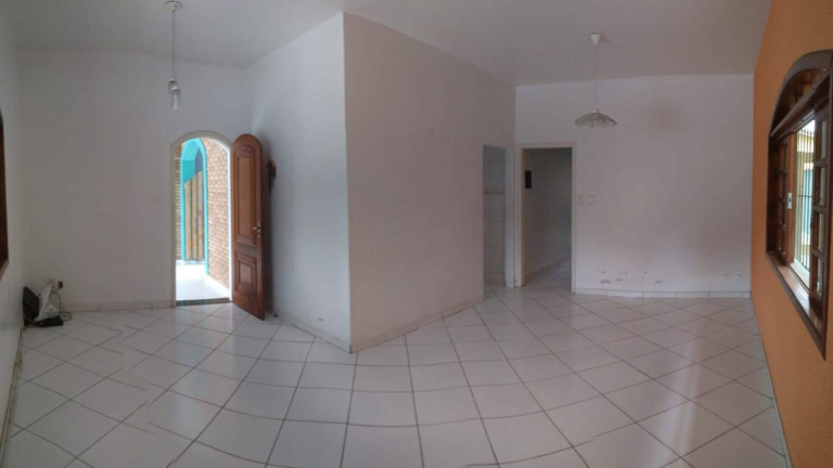 Imagem Casa com 3 Quartos à Venda, 330 m² em Centro - Ubatuba Imagem Casa com 3 Quartos à Venda, 330 m² em Centro - Ubatuba