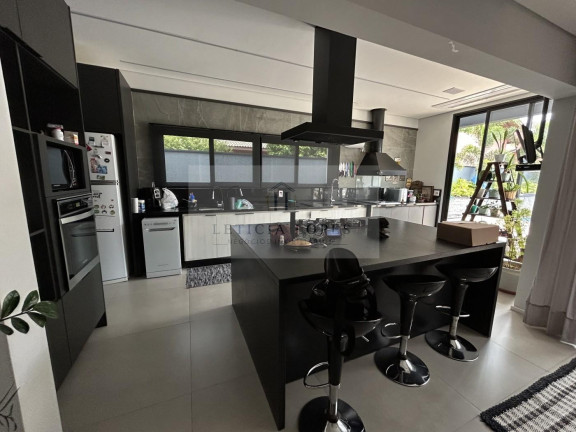 Casa com 4 Quartos à Venda, 400 m² em Jardim Tereza Cristina - Jundiaí