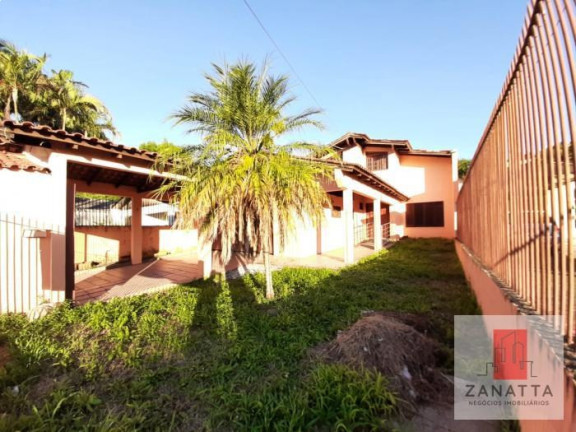 Sobrado com 4 Quartos à Venda, 550 m² em Centro - Esteio