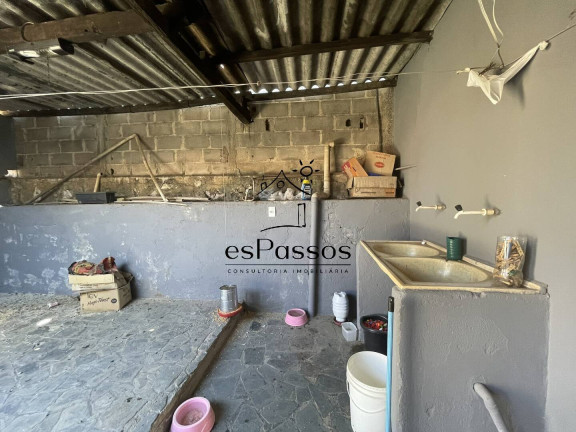 Imagem Casa com 3 Quartos à Venda, 360 m² em Nsa Aparecida - Florestal