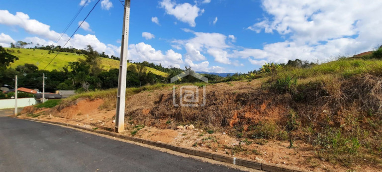 Imagem Imóvel com 1 Quarto à Venda, 252 m² em Loteamento Gabriel Rabelo - Bandeira Do Sul Imagem Imóvel com 1 Quarto à Venda, 252 m² em Loteamento Gabriel Rabelo - Bandeira Do Sul