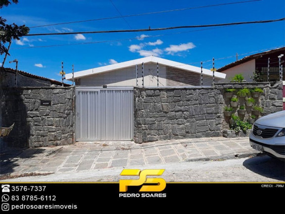 Casa com 4 Quartos à Venda,  em Jardim Tavares - Campina Grande