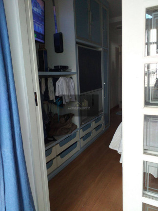 Imagem Casa com 3 Quartos à Venda, 550 m² em Vila Gustavo - São Paulo