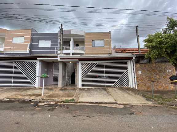 Imagem Casa com 2 Quartos à Venda,  em Village Engenheiro Campos - Tatuí