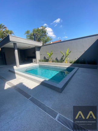Imagem Casa com 4 Quartos à Venda, 331 m² em Alphaville - Santana De Parnaíba Imagem Casa com 4 Quartos à Venda, 331 m² em Alphaville - Santana De Parnaíba