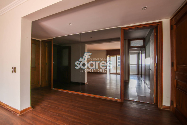 Imagem Apartamento com 2 Quartos à Venda, 158 m² em Centro - Pelotas Imagem Apartamento com 2 Quartos à Venda, 158 m² em Centro - Pelotas