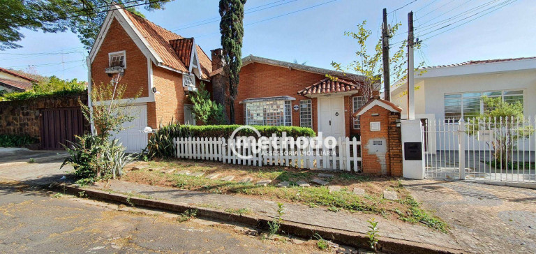 Casa com 3 Quartos à Venda, 171 m² em Parque São Quirino - Campinas
