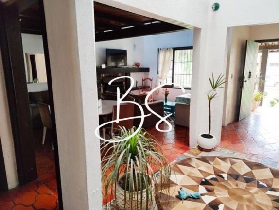Imagem Casa com 4 Quartos à Venda, 810 m² em Vila Suzana - Canela