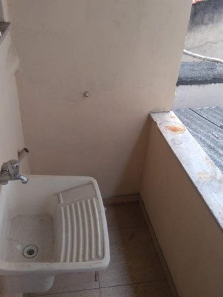 Imagem Imóvel com 1 Quarto para Alugar, 25 m² em Campo Grande - Rio De Janeiro