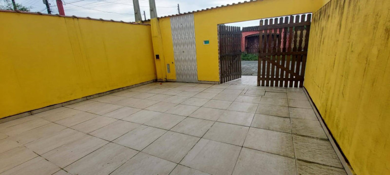 Imagem Casa com 2 Quartos à Venda, 60 m² em Vila Seabra - Mongaguá Imagem Casa com 2 Quartos à Venda, 60 m² em Vila Seabra - Mongaguá