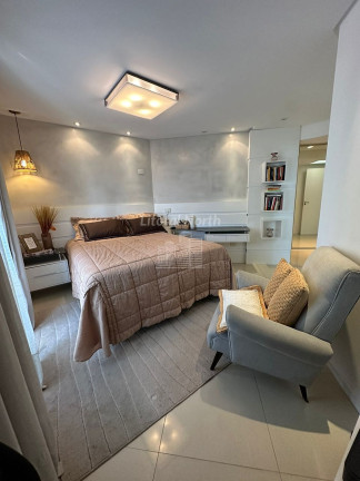 Imagem Apartamento com 3 Quartos à Venda, 280 m² em Centro - Balneário Camboriú Imagem Apartamento com 3 Quartos à Venda, 280 m² em Centro - Balneário Camboriú