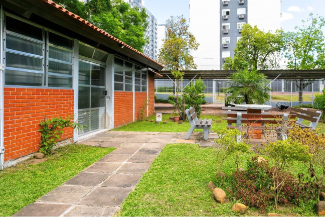 Imagem Apartamento com 2 Quartos à Venda, 52 m² em São Sebastião - Porto Alegre Imagem Apartamento com 2 Quartos à Venda, 52 m² em São Sebastião - Porto Alegre