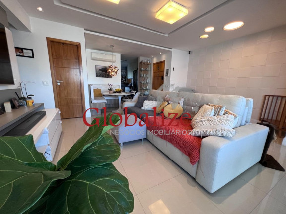Imóvel com 3 Quartos à Venda, 100 m² em José Menino - Santos
