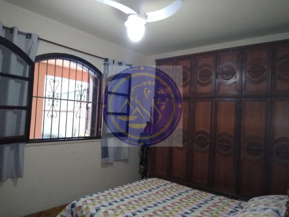 Imagem Casa com 5 Quartos à Venda, 450 m² em Centro - Araruama