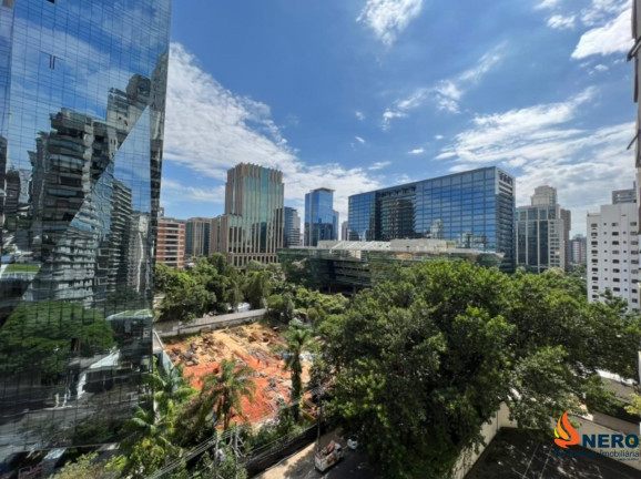 Imagem Imóvel com 4 Quartos à Venda, 220 m² em Itaim Bibi - São Paulo