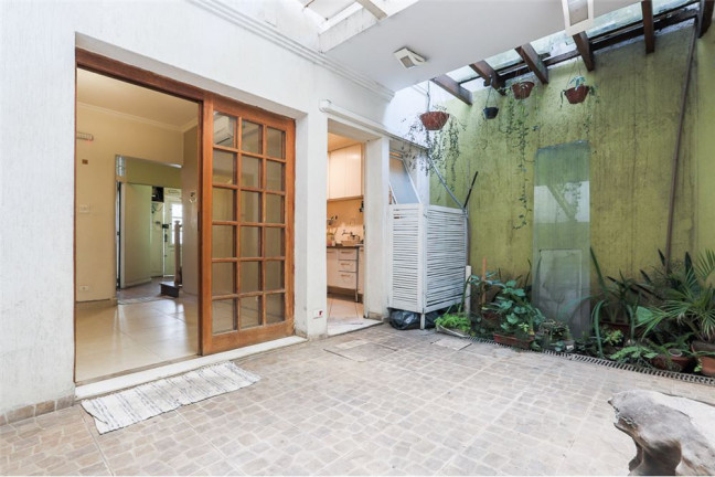 Imagem Casa com 6 Quartos à Venda, em Vila Madalena - São Paulo Imagem Casa com 6 Quartos à Venda, em Vila Madalena - São Paulo