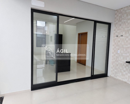 Imagem Casa com 3 Quartos à Venda, 300 m² em Condomínio Terras Do Vale - Caçapava Imagem Casa com 3 Quartos à Venda, 300 m² em Condomínio Terras Do Vale - Caçapava