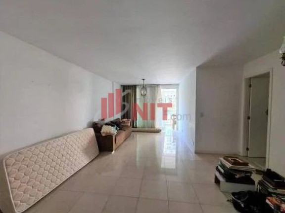 Imagem Apartamento com 3 Quartos à Venda, 130 m² em Icaraí - Niterói