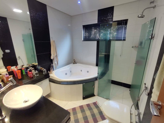 Imagem Casa de Condomínio com 4 Quartos à Venda, 280 m² em Jardins Madri - Goiânia Imagem Casa de Condomínio com 4 Quartos à Venda, 280 m² em Jardins Madri - Goiânia