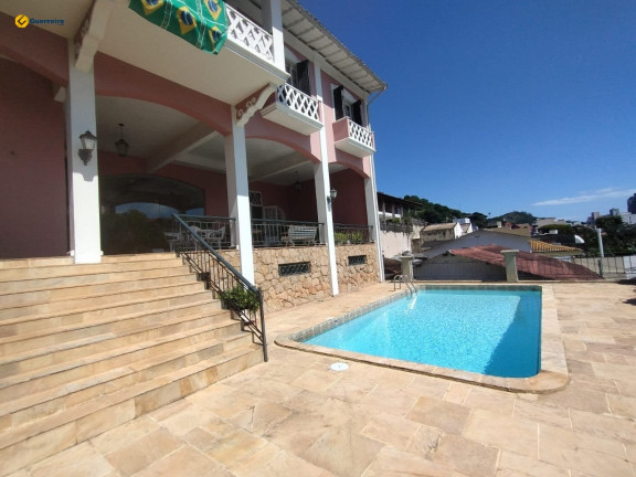 Imagem Casa com 4 Quartos à Venda, 536 m² em Centro - Florianópolis