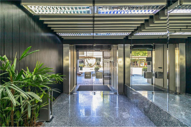 Sala Comercial à Venda, 32 m² em Jardim Paulista - São Paulo