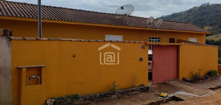 Imóvel com 2 Quartos à Venda, 2.000 m² em Laranjeiras De Caldas - Caldas