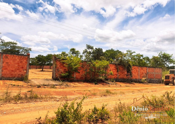 Imagem Terreno à Venda, 2.500 m² em Chácaras Paineiras - Montes Claros Imagem Terreno à Venda, 2.500 m² em Chácaras Paineiras - Montes Claros