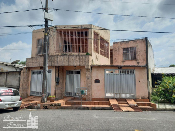 Casa com 5 Quartos à Venda, 460 m² em Mangueirão - Belém