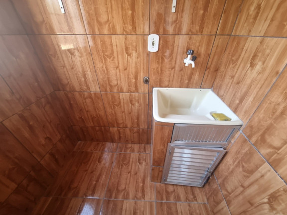 Imagem Sobrado com 1 Quarto para Alugar, 55 m² em Centro - Itaborai