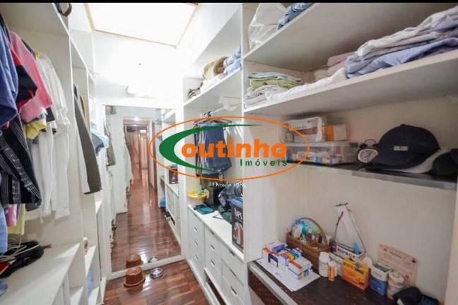 Imagem Apartamento com 4 Quartos à Venda, 167 m² em Tijuca - Rio De Janeiro Imagem Apartamento com 4 Quartos à Venda, 167 m² em Tijuca - Rio De Janeiro