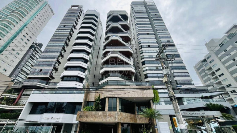 Apartamento com 4 Quartos à Venda, 400 m² em Centro - Balneário Camboriú