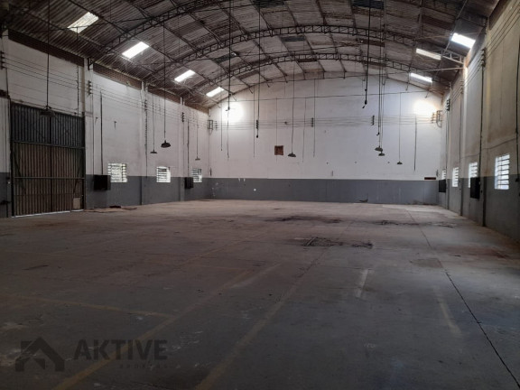 Imagem Imóvel à Venda, 900 m² em Jardim Tupanci - Barueri Imagem Imóvel à Venda, 900 m² em Jardim Tupanci - Barueri