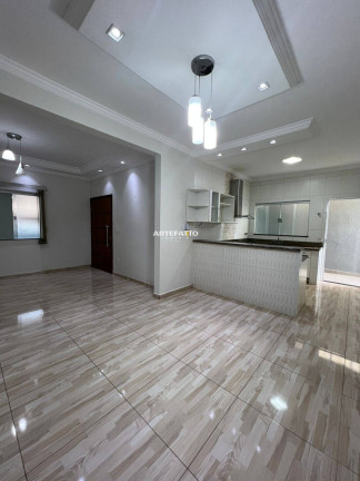 Casa com 3 Quartos à Venda, 220 m²