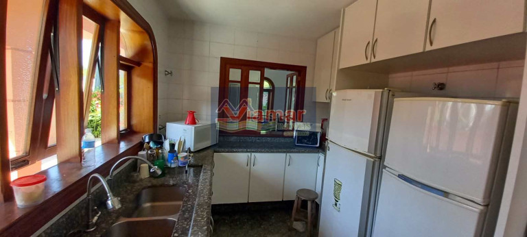 Imagem Casa com 5 Quartos à Venda, 361 m² em Jardim Virgínia - Guarujá Imagem Casa com 5 Quartos à Venda, 361 m² em Jardim Virgínia - Guarujá