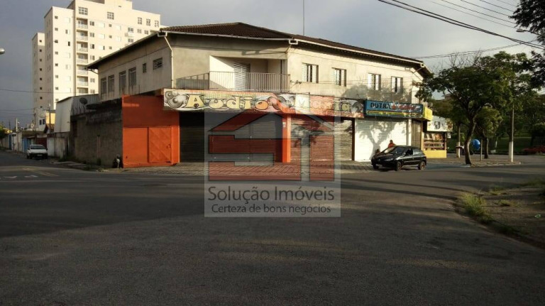 Imóvel Comercial à Venda, 928 m² em Vila Antônio Augusto Luiz - Caçapava