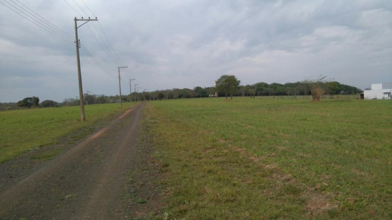 Imagem Terreno à Venda, 4.475 m² em Bauru Imagem Terreno à Venda, 4.475 m² em Bauru