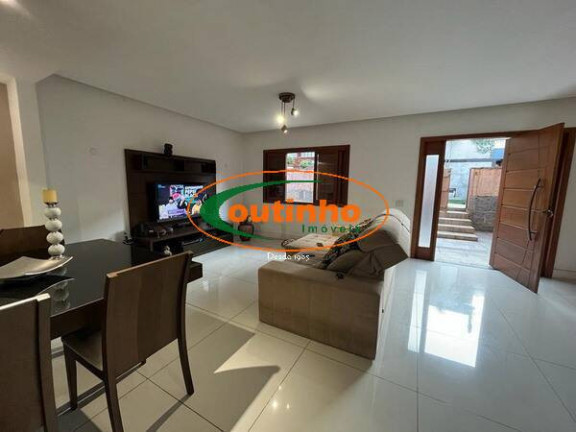 Imagem Casa com 3 Quartos à Venda, 146 m² em Agriões - Teresópolis