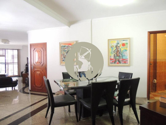 Apartamento com 3 Quartos à Venda, 131 m² em Pompeia - Santos