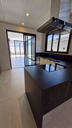 Imagem Casa de Condomínio com 3 Quartos à Venda, 260 m² em Distrito Industrial I