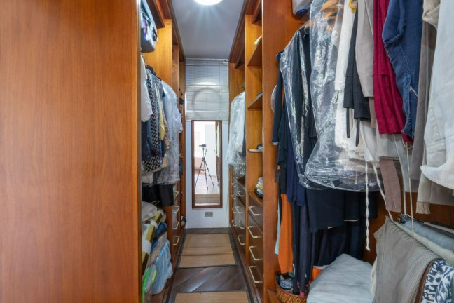 Imagem Casa com 4 Quartos à Venda, 417 m² em Jardim Guedala - São Paulo